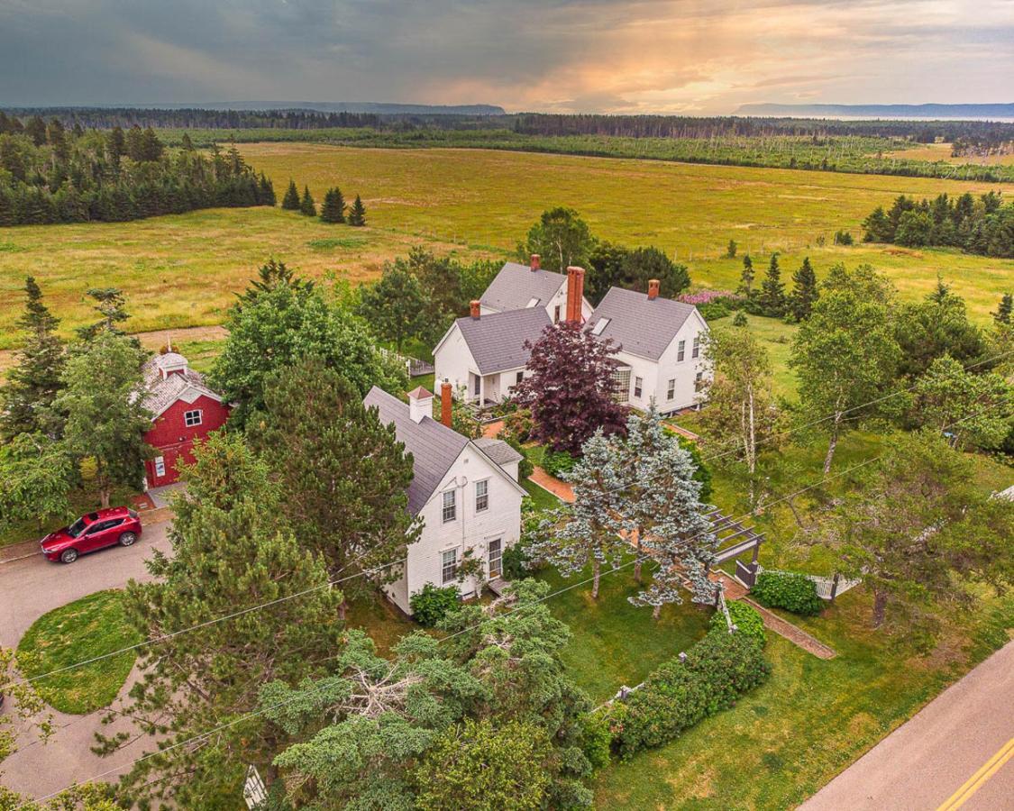 Fox Point Inn Parrsboro Exteriör bild