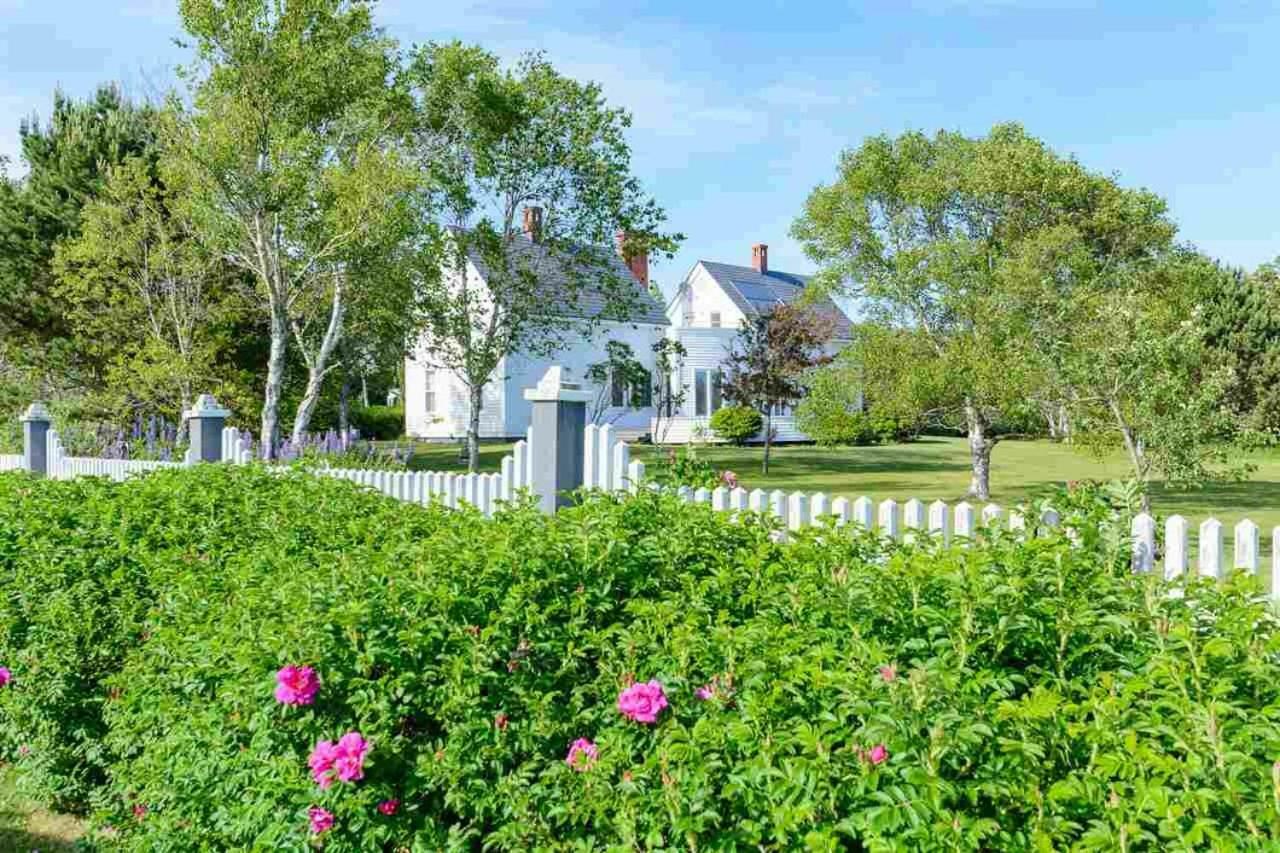 Fox Point Inn Parrsboro Exteriör bild